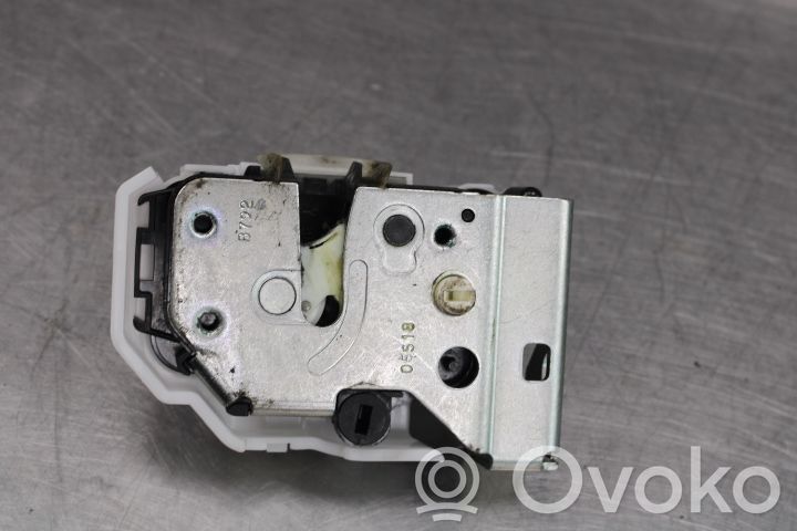 Serrure de porte arrière   519834810