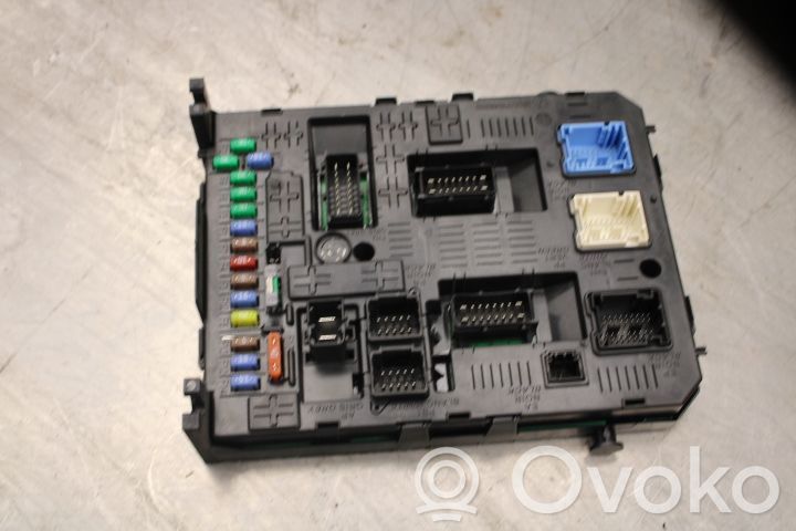 Módulo de fusible   981218948002