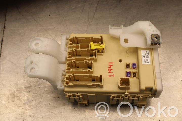 Módulo de fusible   8273012X80A