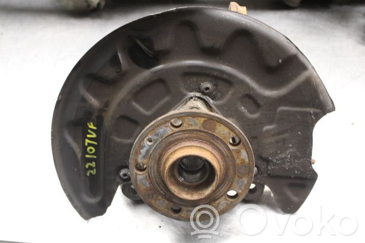 Volkswagen Golf VII Zwrotnica koła przedniego 