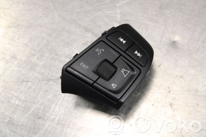Boutons / interrupteurs volant   31334463,31334463