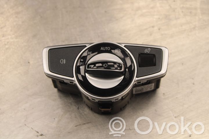 Comutator lumini   A2229055508