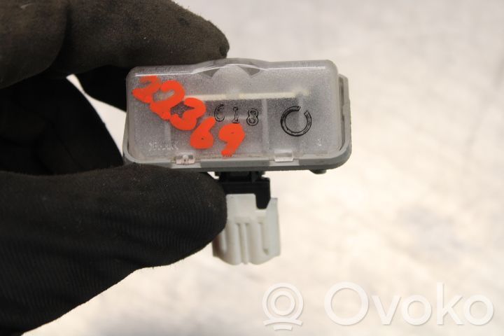 Toyota Prius (XW50) Rekisterikilven valo 