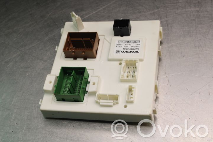 Fuse module   32233459AB