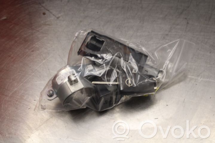 Opel Corsa E Užvedimo spynelė 