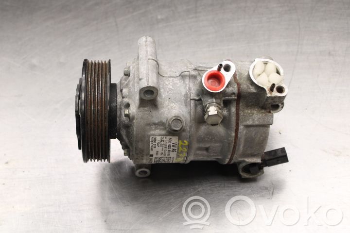 Volkswagen Caddy Compressore aria condizionata (A/C) (pompa)