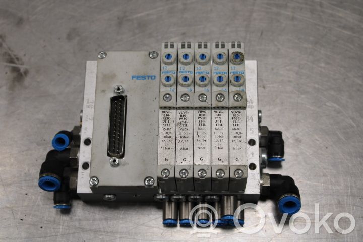 Autres unités de commande / modules   VTUG10MSDRS8B1T