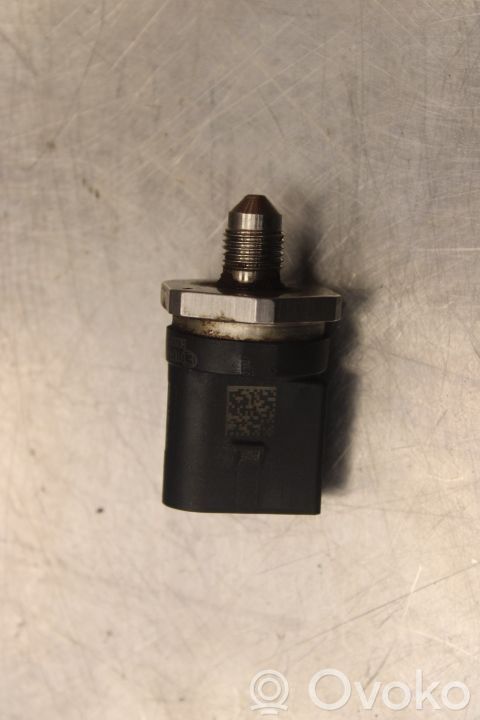 Volkswagen Caddy Regulator presiune combustibil 