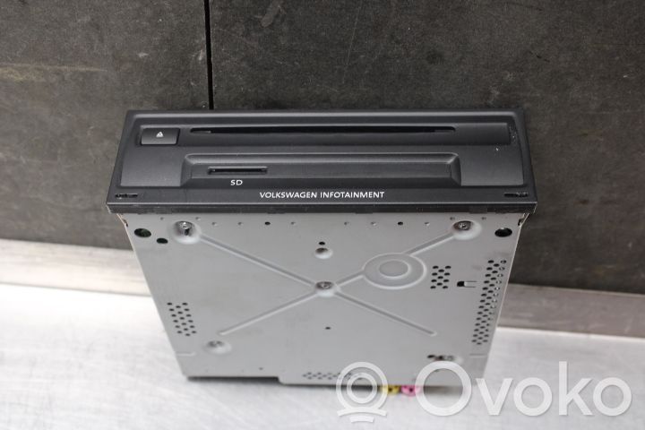 Volkswagen PASSAT B8 Unité principale radio / CD / DVD / GPS