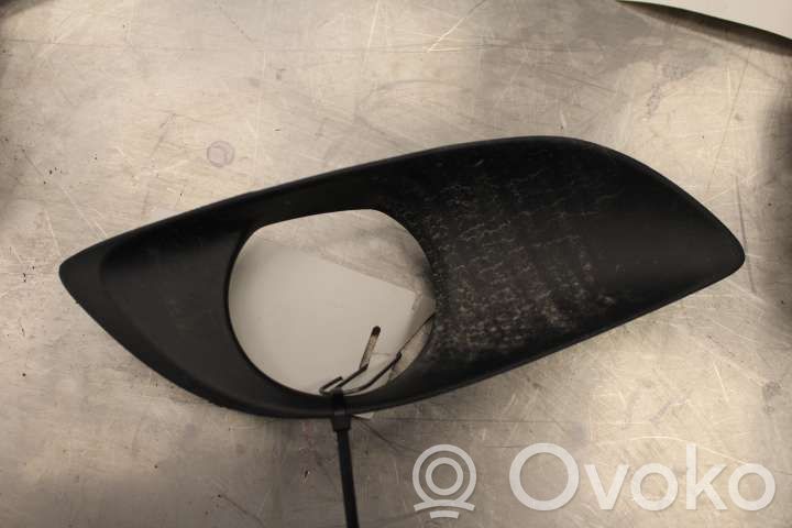 Toyota Yaris Grille antibrouillard avant