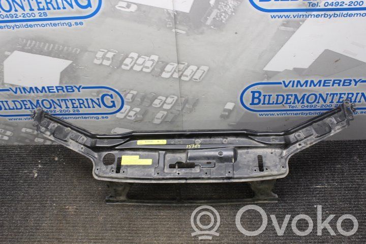 Volvo S60 Panel mocowania chłodnicy / góra