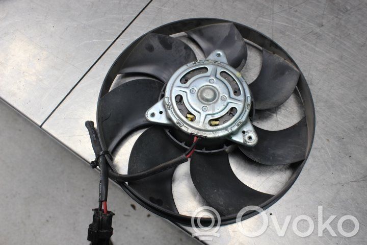 Volvo XC70 Elektrisks radiatoru ventilators 