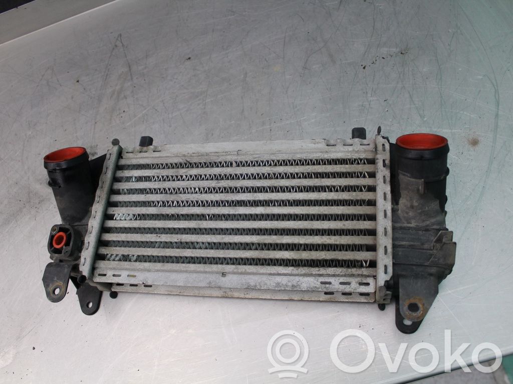 Audi A2 Interkūlerio radiatorius 