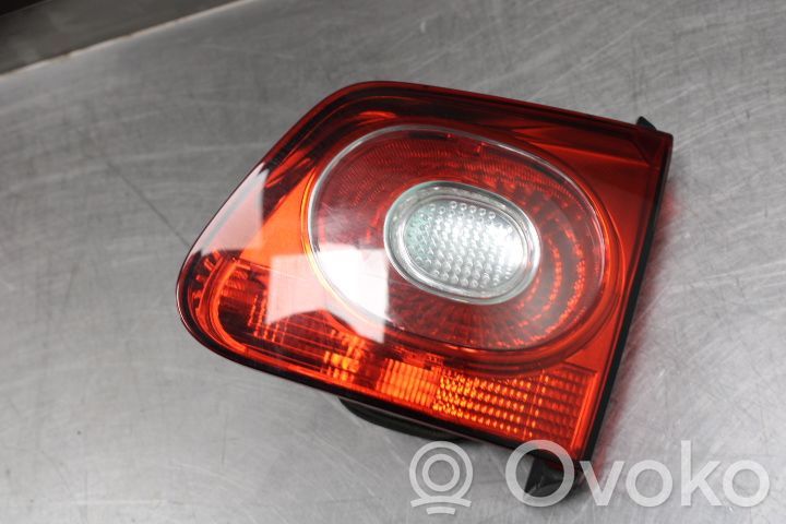 Volkswagen Tiguan Luci posteriori del portellone del bagagliaio