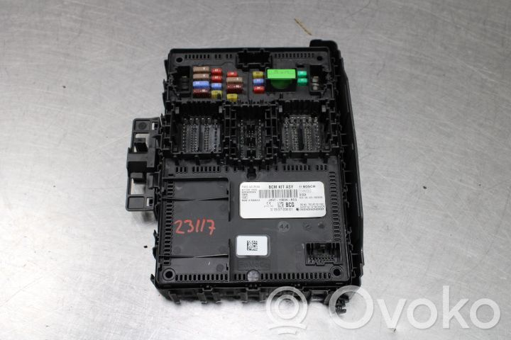 Module de fusibles   JX6T15604BCG