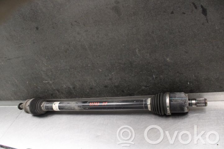 Etuvetoakseli   49501A8150