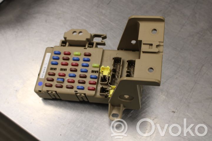 Fuse module   82201FJ110