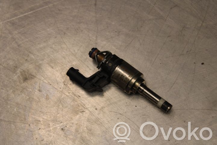 Volkswagen Polo VI Inyector de combustible 