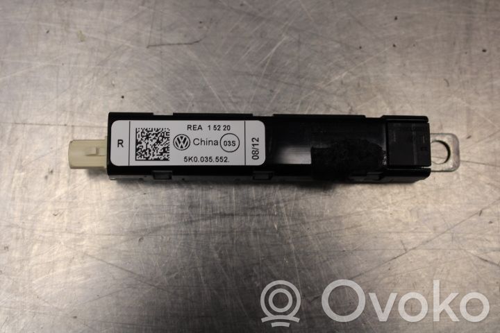 BMW 5 E60 E61 Aerial antenna amplifier 