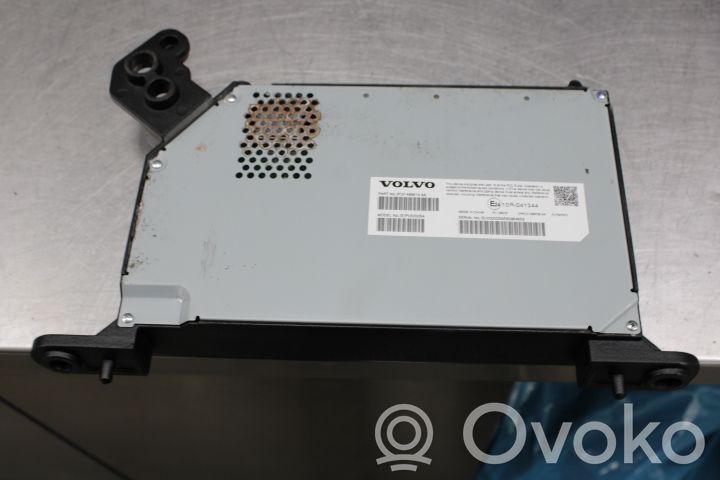 Volvo S90, V90 Amplificator sunet 