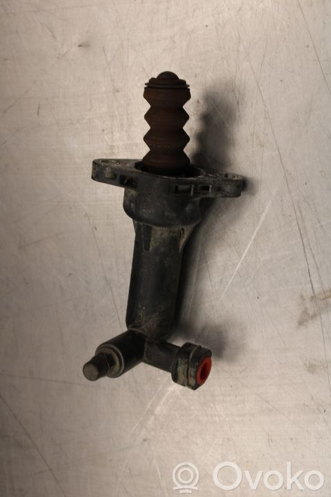 Seat Leon (5F) Cilindro secondario della frizione
