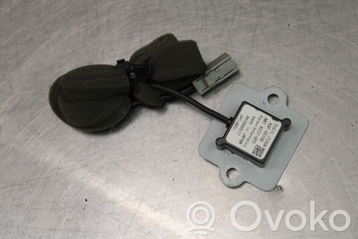 Nissan Navara D40 Antenos stiprintuvas 