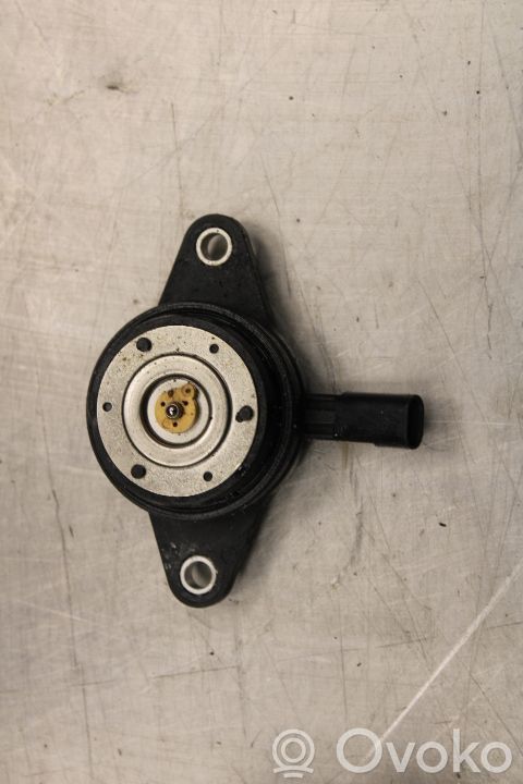 Electroválvula del turbo   04E906423C