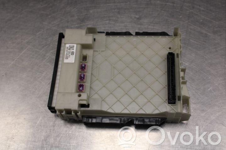 Toyota Corolla E210 E21 Saugiklių blokas 
