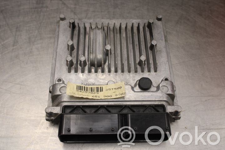 Mercedes-Benz CLA C117 X117 W117 Unité de commande / module d'injection 
