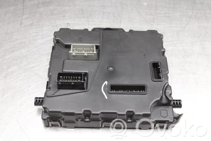 Renault Master III Fuse module 