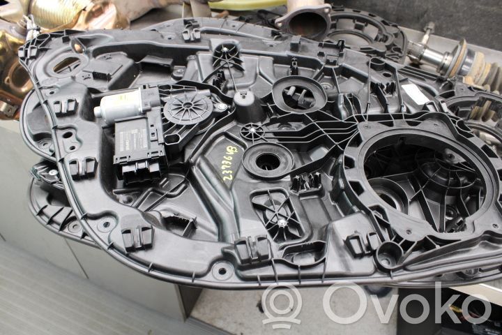 Volvo V60 Elektryczny podnośnik szyby drzwi tylnych 