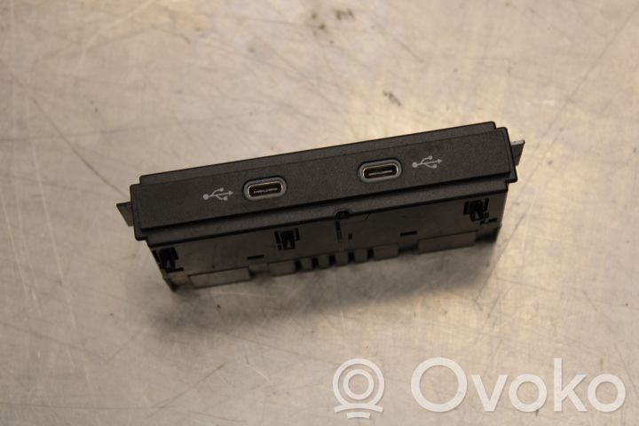 USB-Anschluss   5NA035736