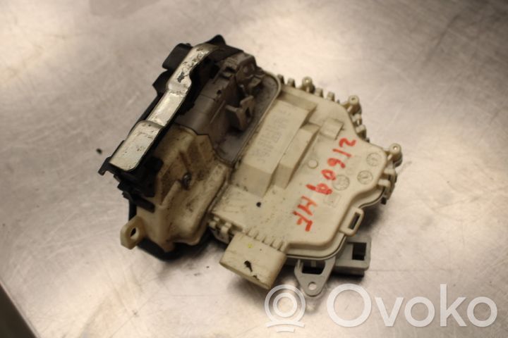 Audi A4 S4 B8 8K Serratura portiera anteriore 