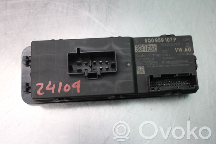 Tailgate/trunk control unit/module   5Q0959107P,5Q0959107P