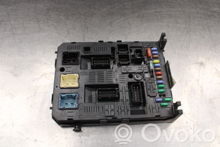 Módulo de fusible   966689558002