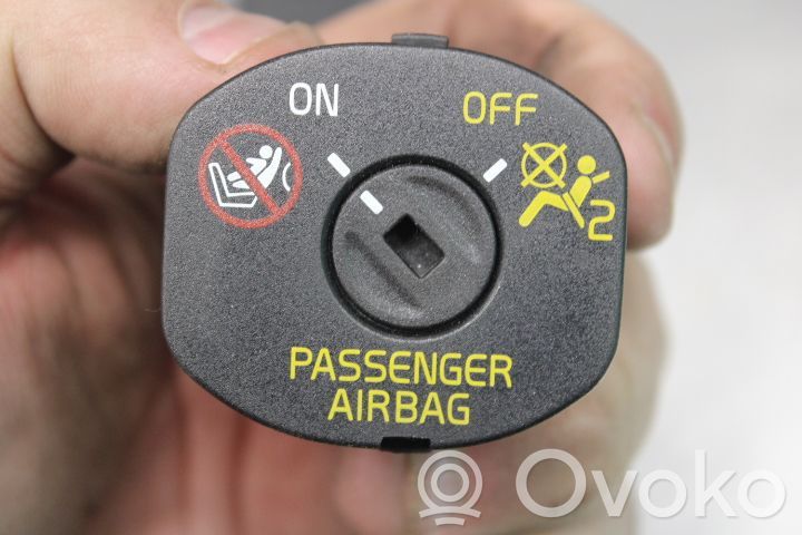 Volvo V60 Interruttore airbag passeggero on/off 