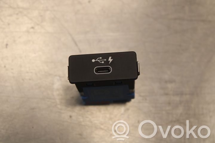 Priză USB   84108711939,84108711939