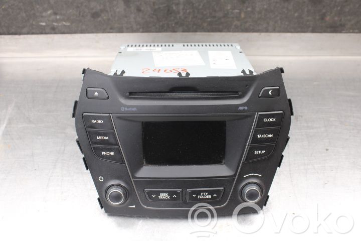 Panel / Radioodtwarzacz CD/DVD/GPS   961802W7104X