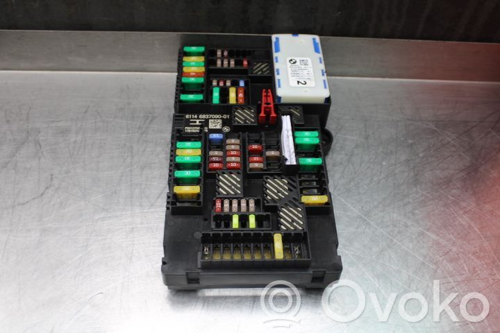 Módulo de fusible   6114683709001