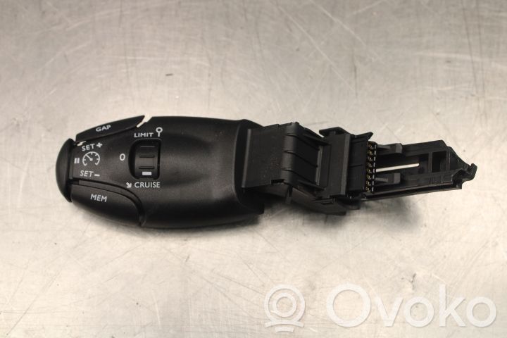 Peugeot 308 Butoane/comutatoare pe volan