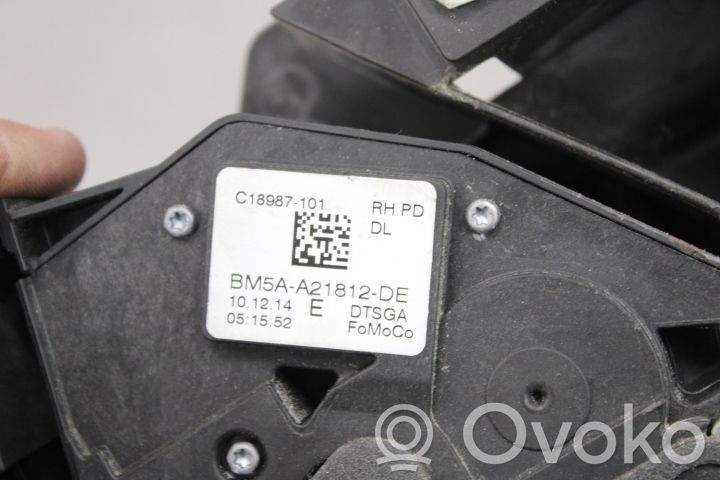 Ford Mondeo MK V Cerradura de puerta delantera
