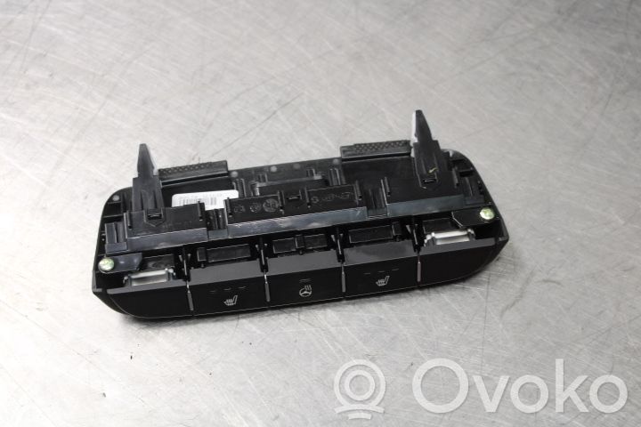 Interruptor de calefacción del asiento   93315J7010WK