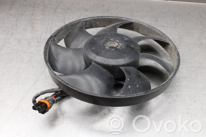 Volvo XC60 Elektrisks radiatoru ventilators 