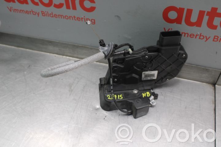 Volvo V70 Rear door lock 