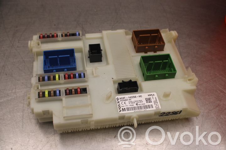 Saugiklių blokas   AG9T14C256HC,31254837AC