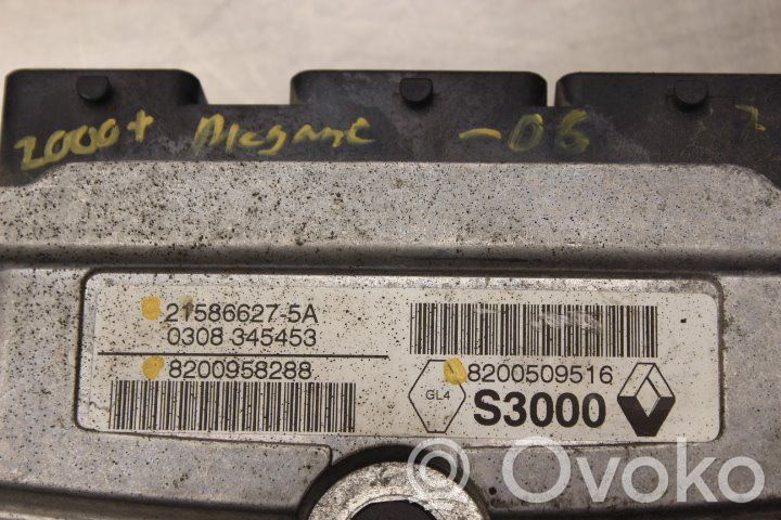 Opel Omega A Unité de commande / module d'injection 