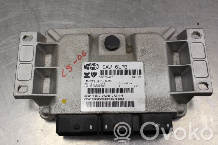 Unité de commande / module d'injection   9658845480,16795014