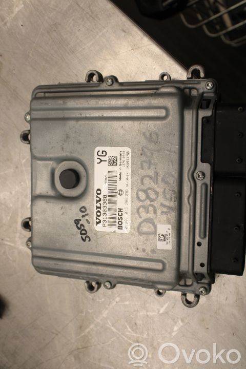 Unité de commande / module d'injection   0281015286,31303388