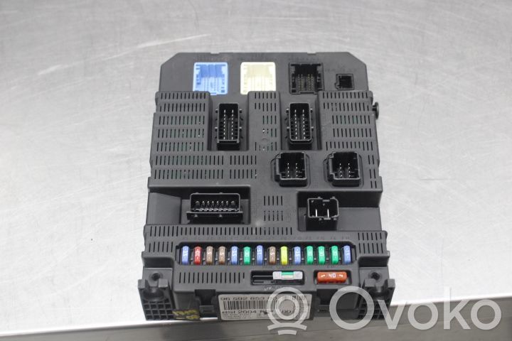 Toyota Hiace (H50, H60, H70) Modulo fusibile 