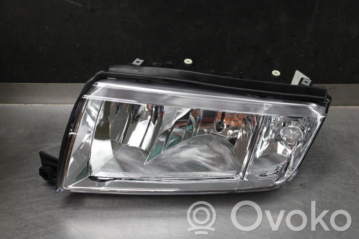 Ford Focus Phare frontale 
